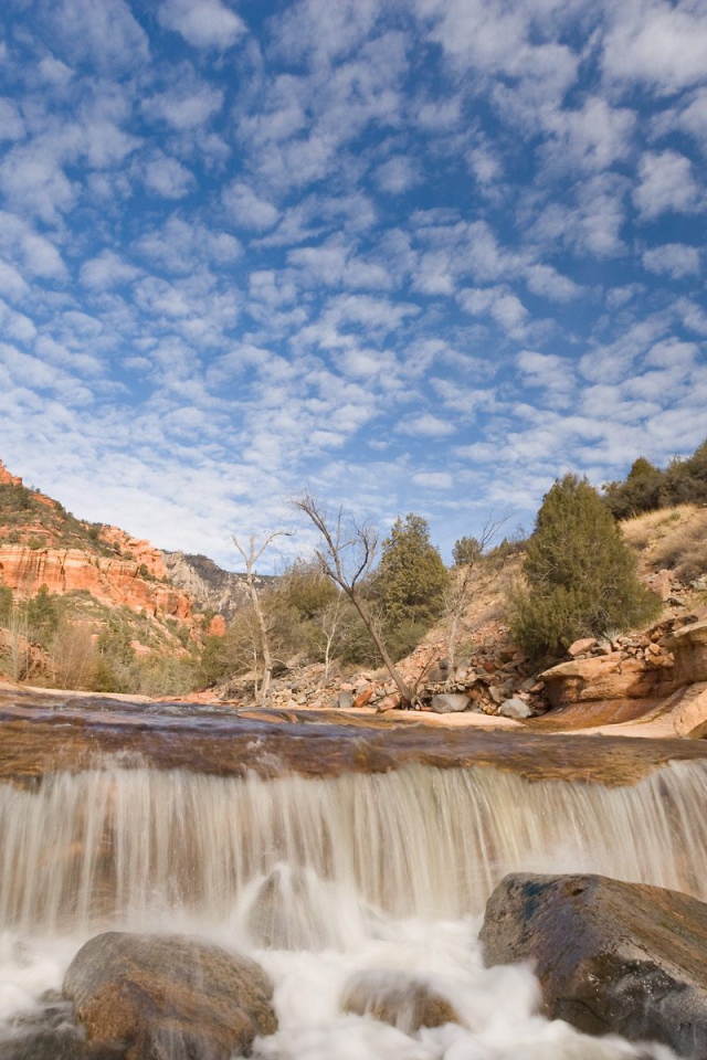 Шикарный водопад
