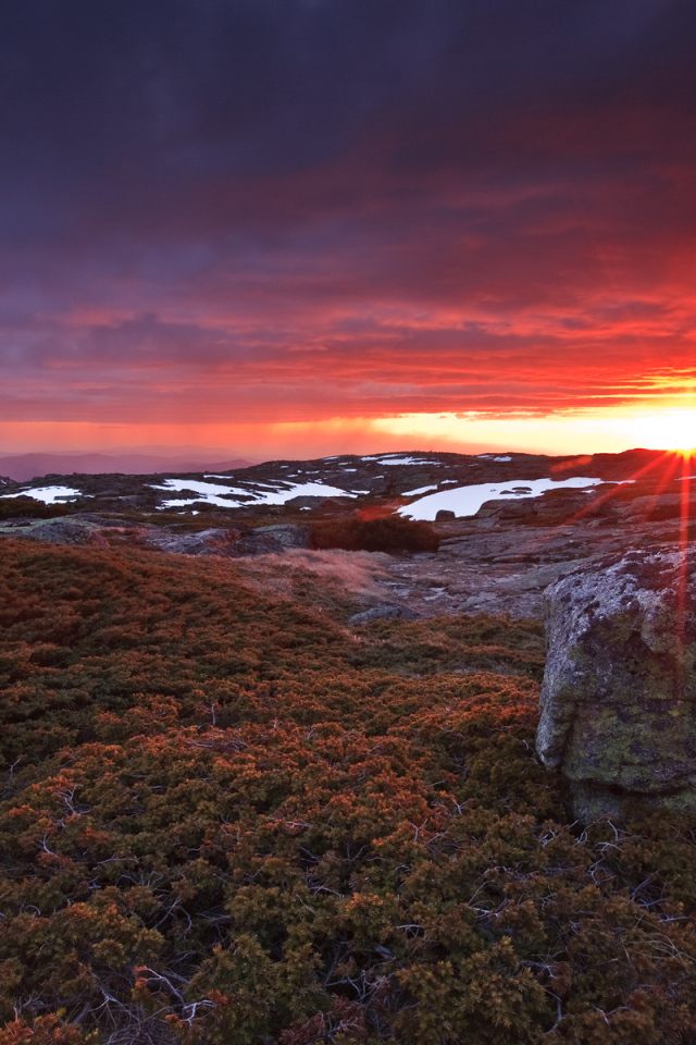 Закат в Serra  da Estrela Португалия