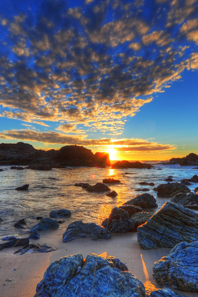 Закат на берегу моря HDR