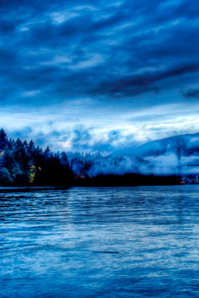 Голубая вода