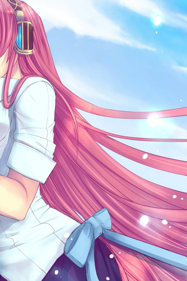 Девочка на сцене