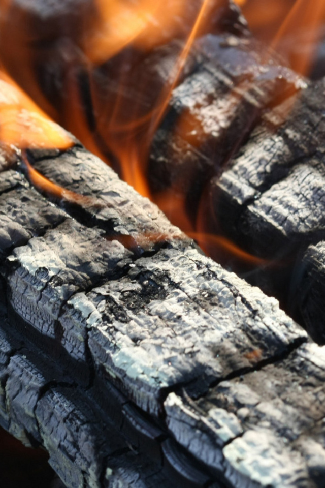 Догорающий костер