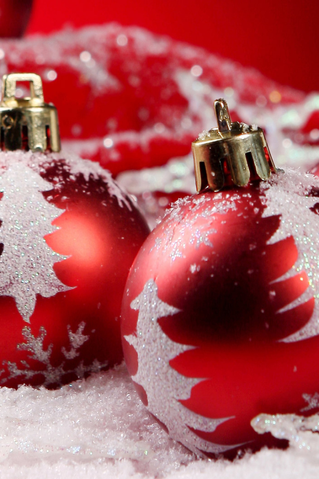 Шары со снегом