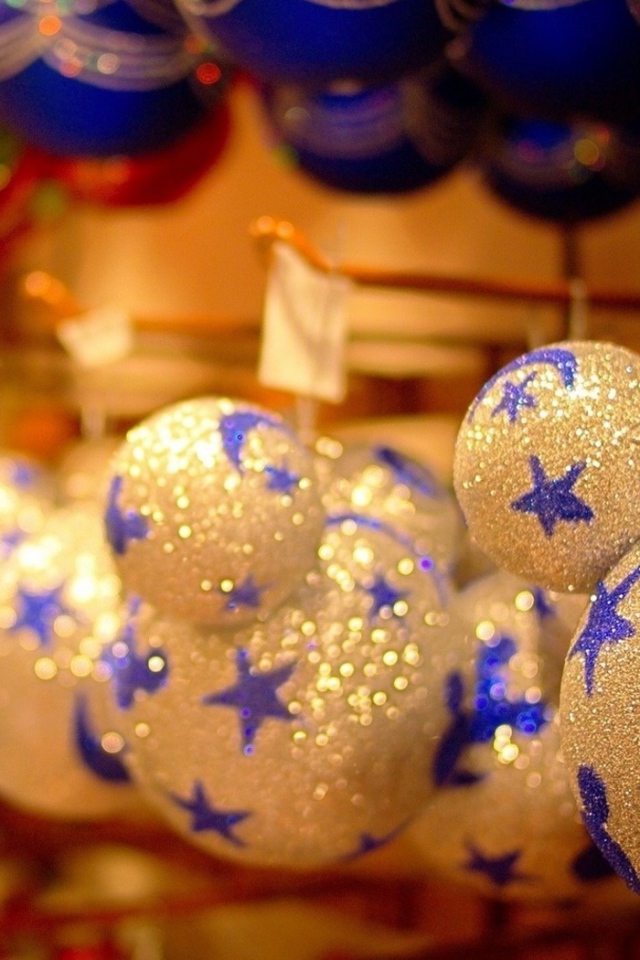 Шарики на елку