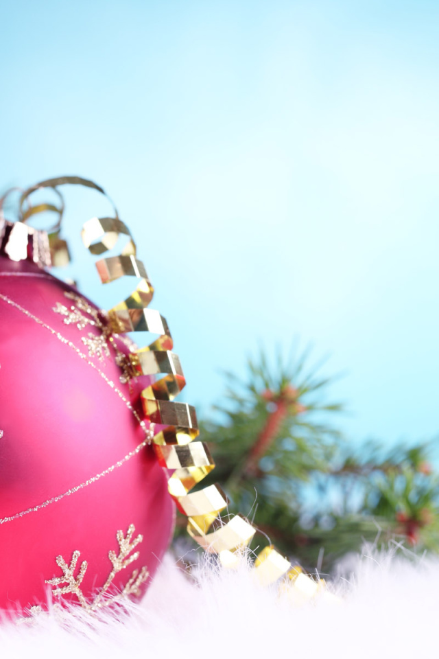 Красный Новогодний шарик