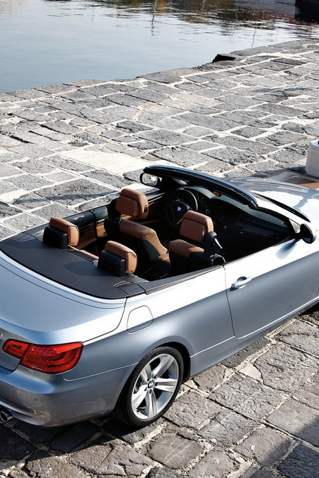BMW-3-Series Convertible 2011