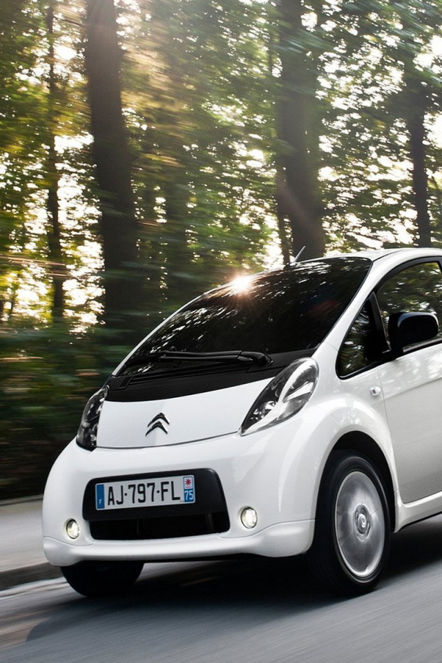 Новый Ситроен C-Zero