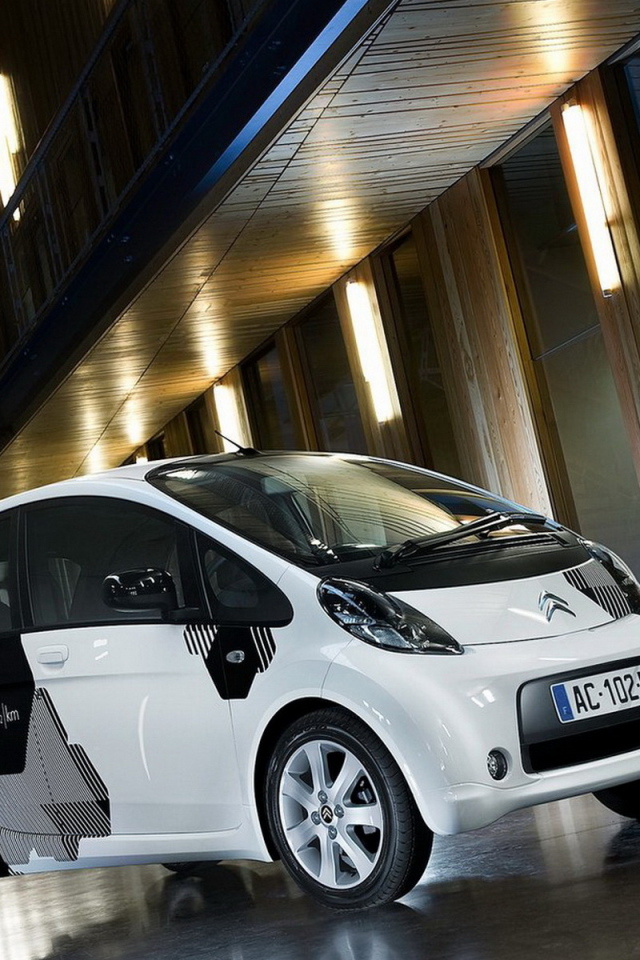 Ситроен C-Zero 2011