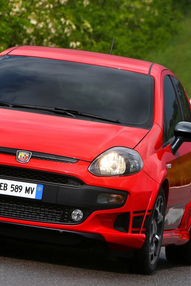 Fiat-Punto Evo Abarth 2011