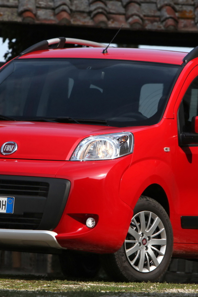 Фиат Фиорино в красном кузове