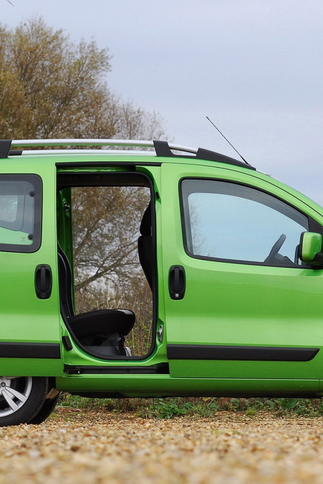 Фиат Фиорино с открытыми дверьми