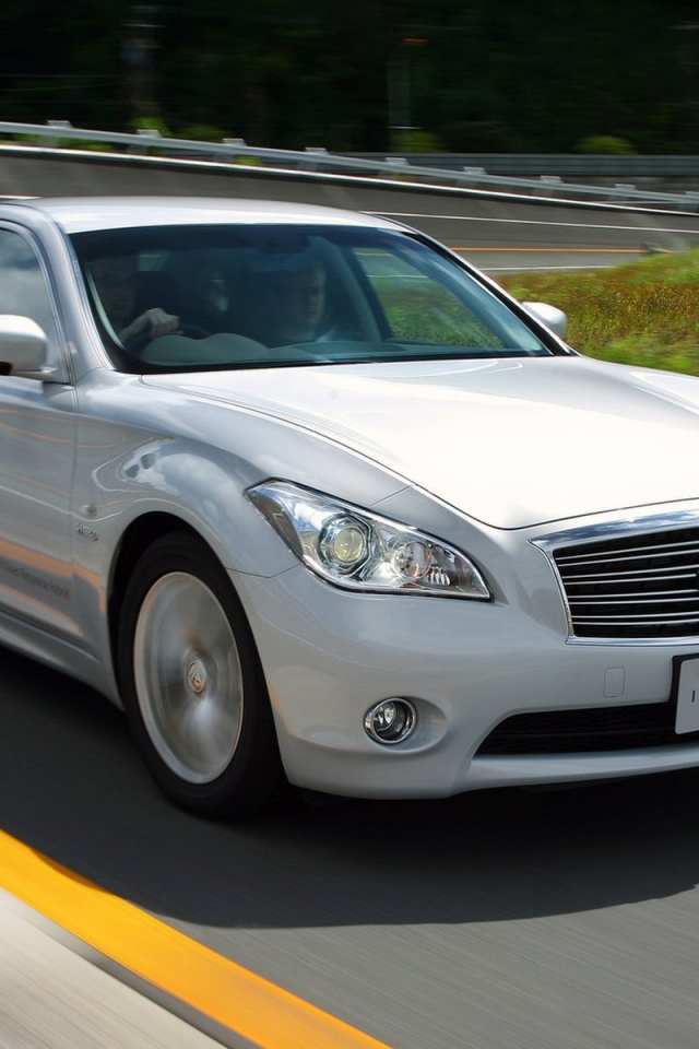 Infiniti-M35h