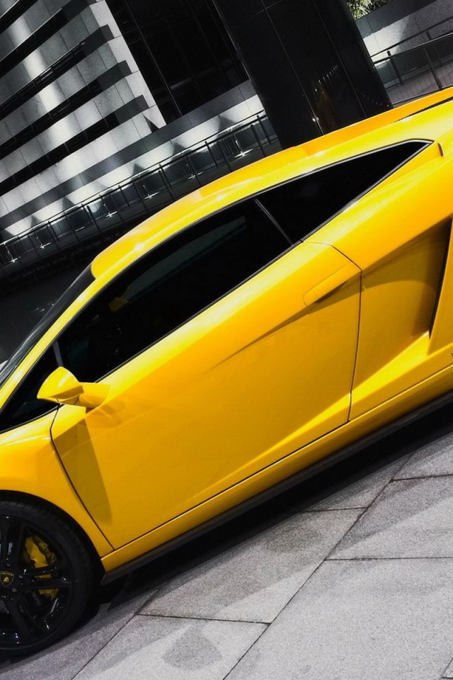 Ламборджини Галардо GT 600 в желтом кузове