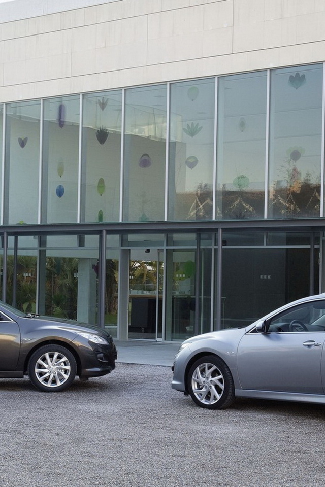 Мазда 6 седан и  универсал