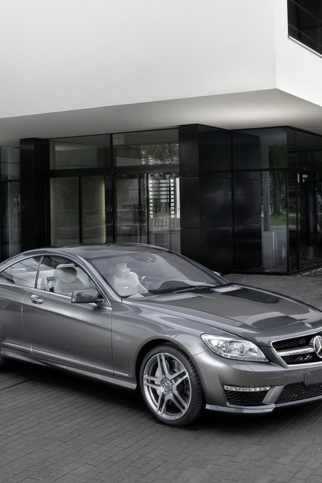 Инновационные технологии Мерседес Бенц CL63 AMG