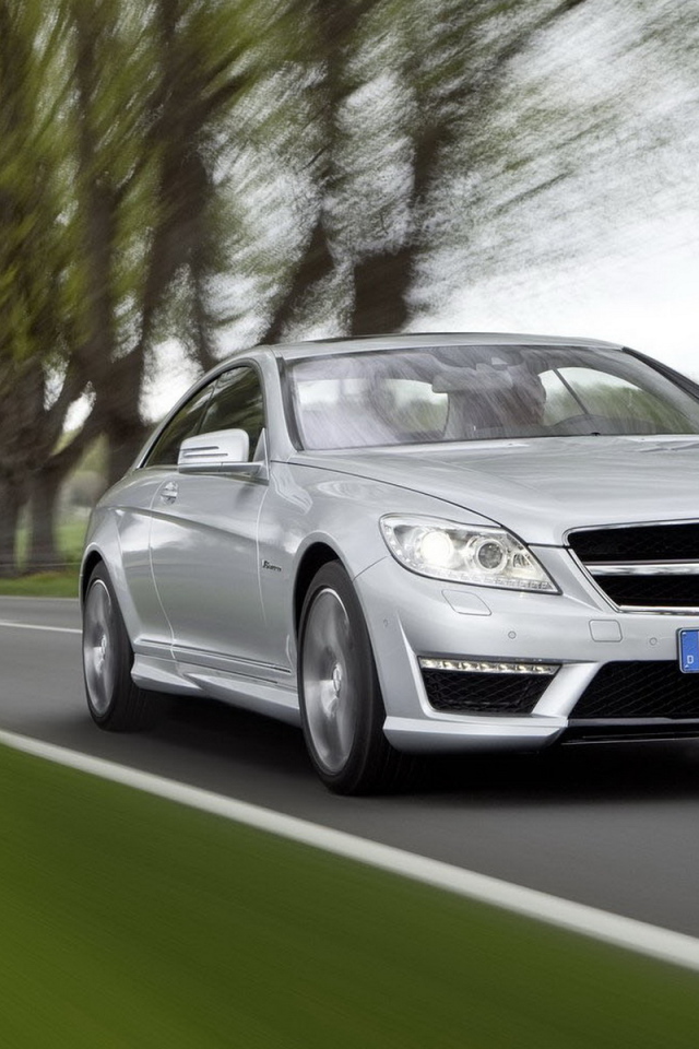 Обновленный Мерседес Бенц CL63 AMG