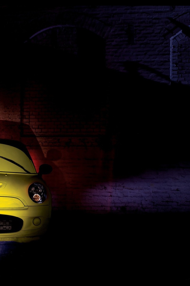 Желтый мини