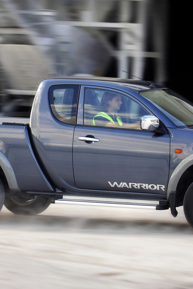 Митцубиси L200