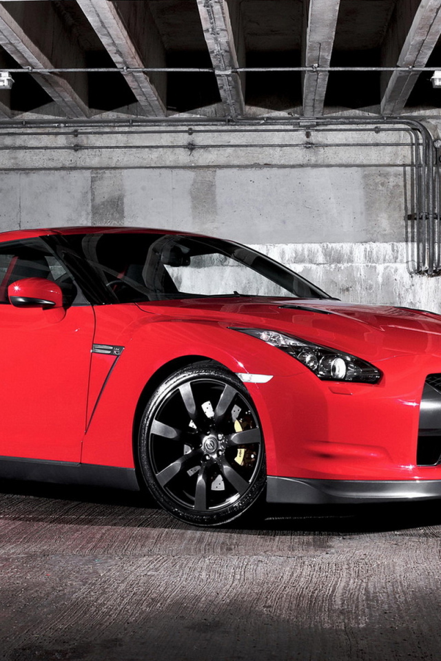 Nissan-GT-R