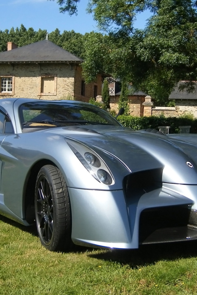 600-сильное купе Panoz-Abruzzi