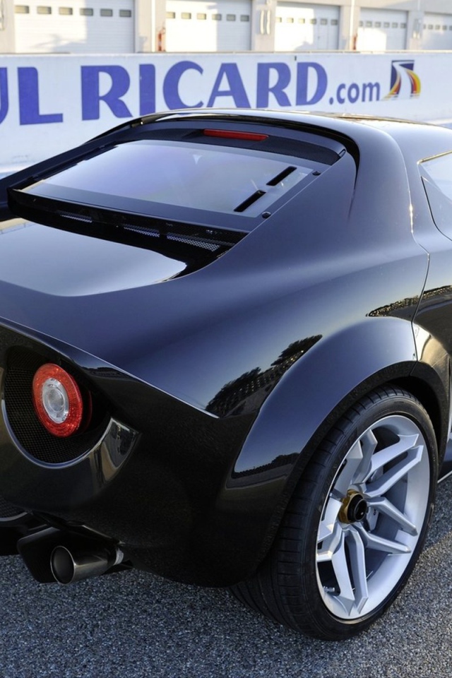 Черная Lancia Stratos Concept