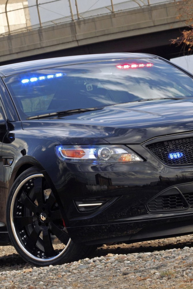 Концепт полицейского перехватчика от Форд