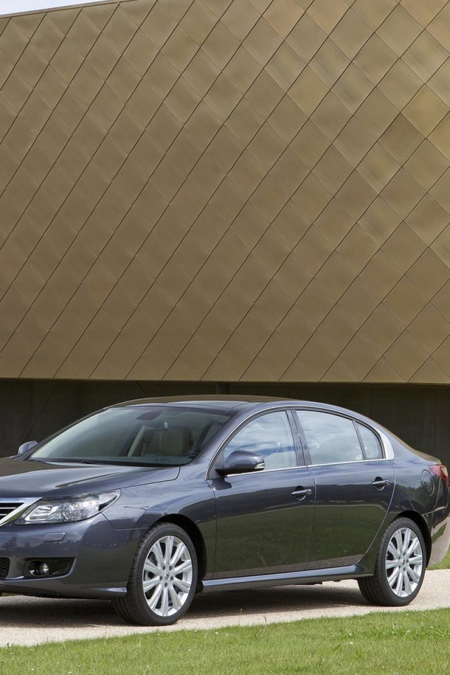 New Renault-Latitude