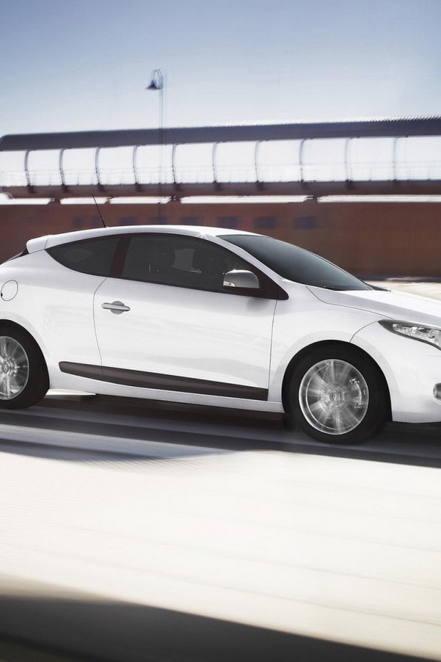 Renault-Megane Coupe GT Line