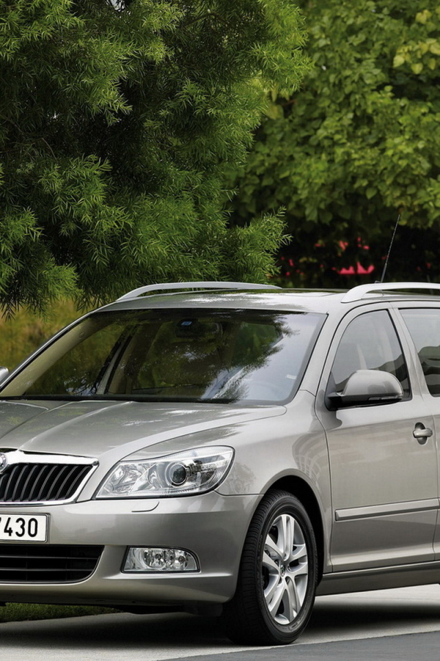 Шкода Октавия Универсал