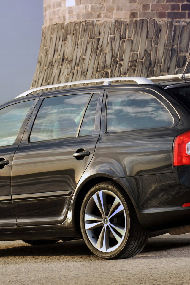 Шкода Октавия