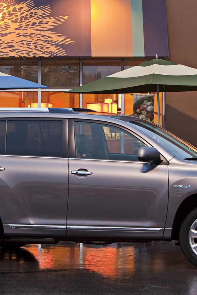 Тойота Хайлендер