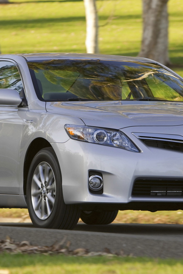 Тойота Камри Гибрид