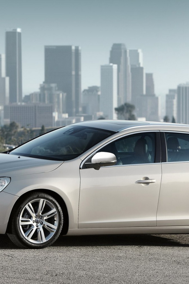 Вольво В60 - автомобиль для города