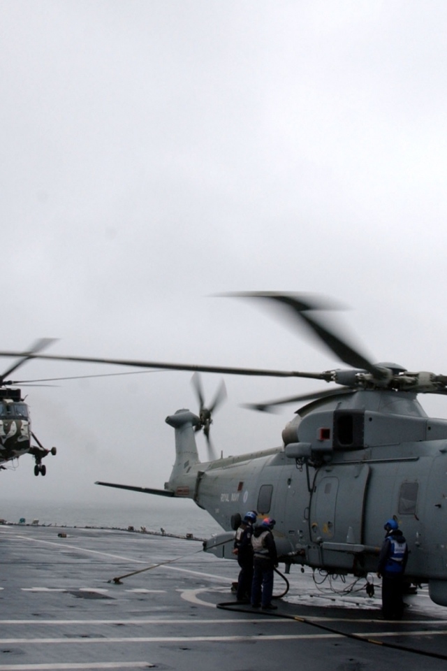 Вертолеты на авианосце