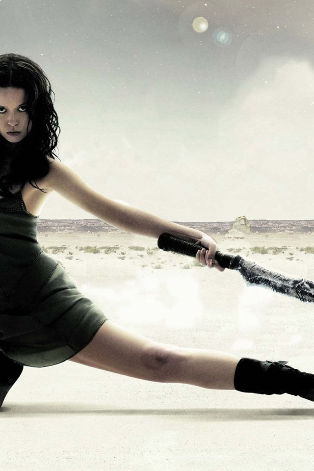 Девушка с мечом