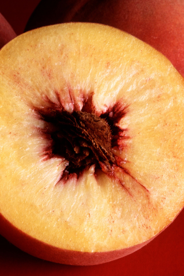 Сладкие персики