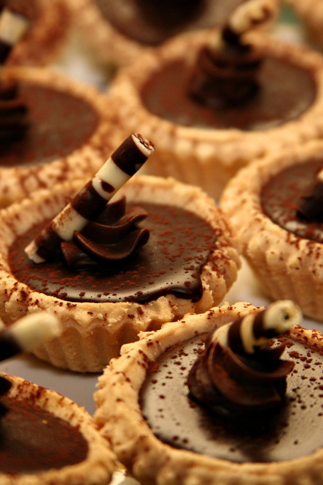 Пирожные с шоколадом