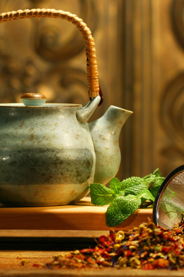 Фруктовый чай с мятой