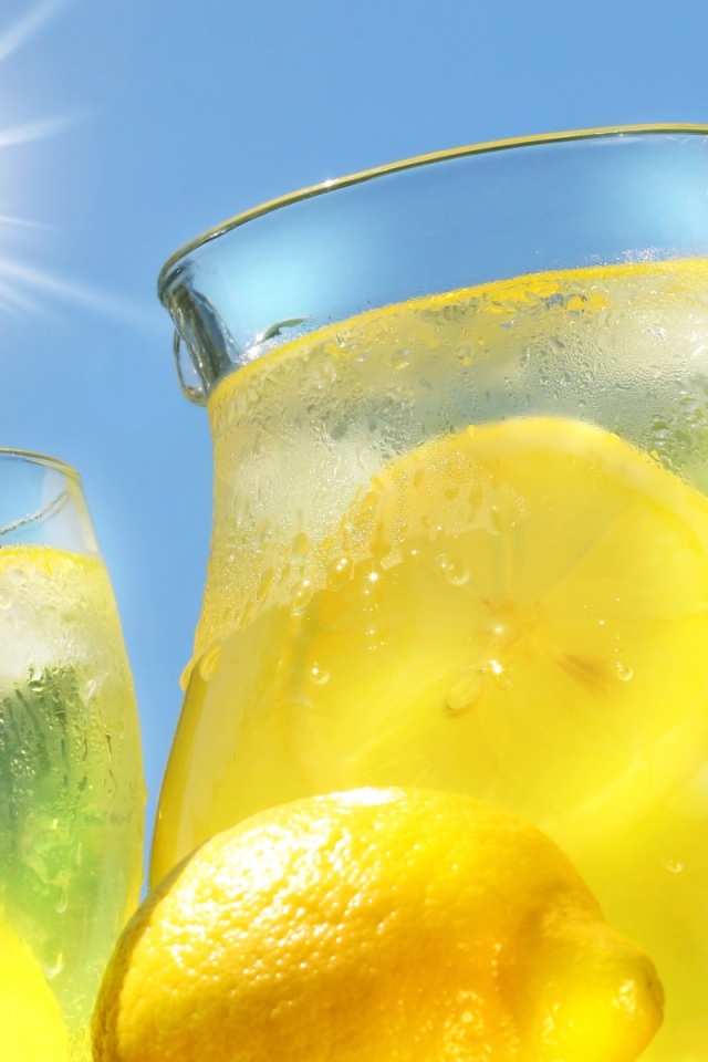 Бодрящий лимонад