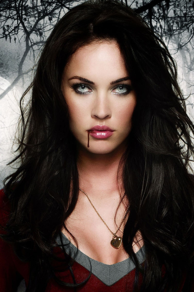 Вампирша Меган Фокс