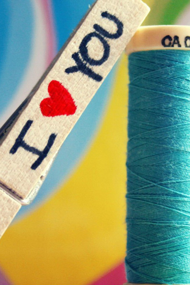 Нитки и прищепка