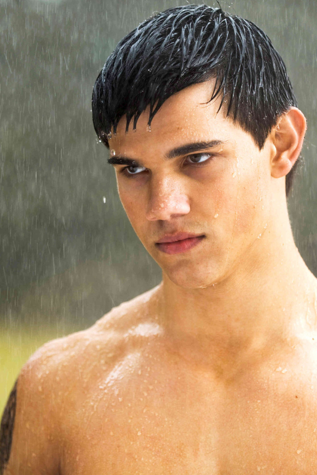 Tейлор Лотнер