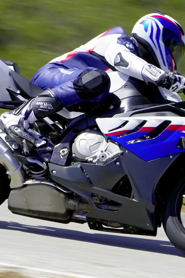 мотоцикл БМВ S 1000