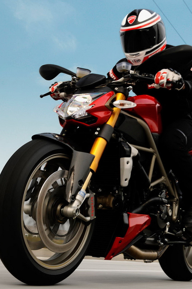 Ducati Streetfigtherx