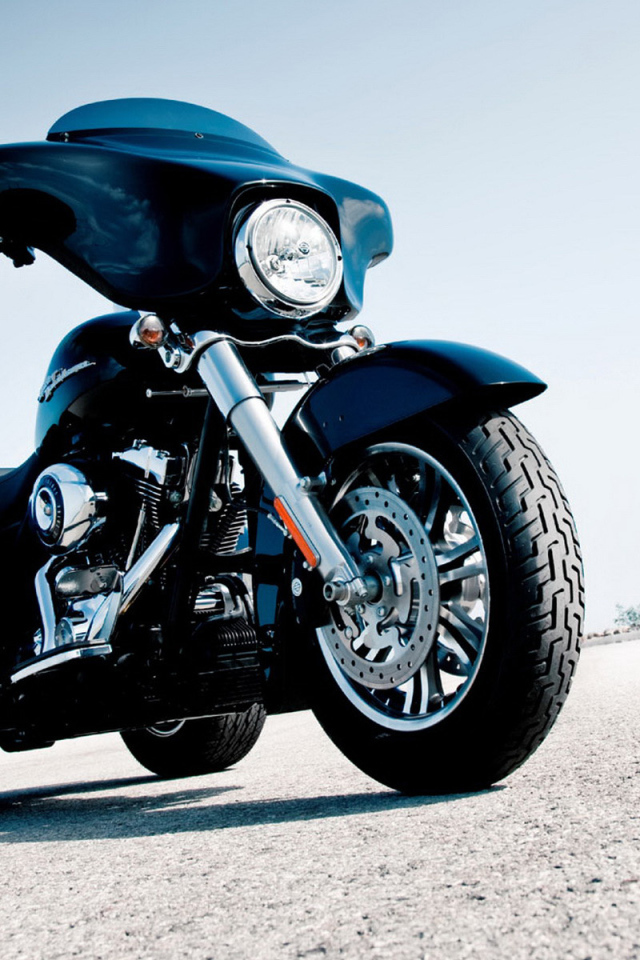 Харлей Девидсон TRIKE FLHXXX