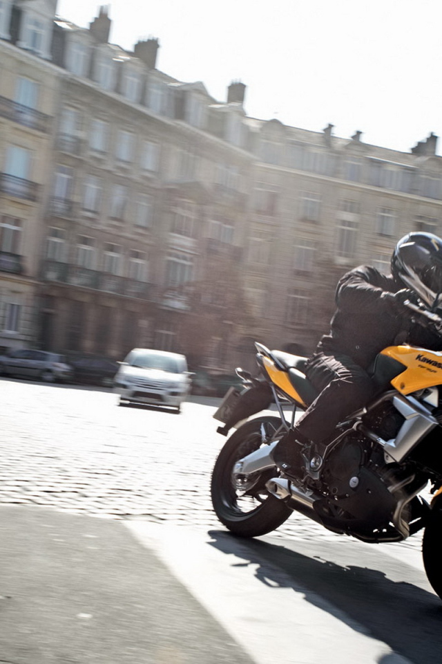 Кавасаки Версус в городе