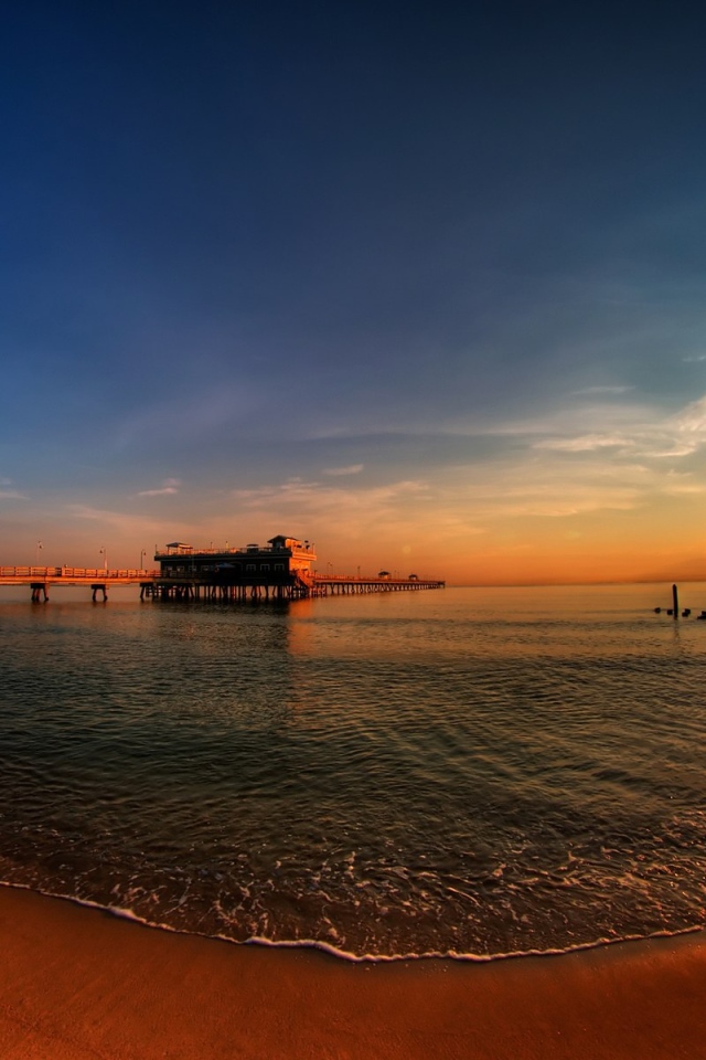 Лагуна на закате