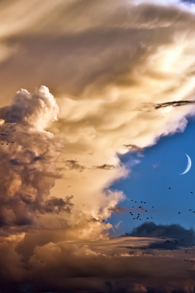 Луна и Венера над Испанией