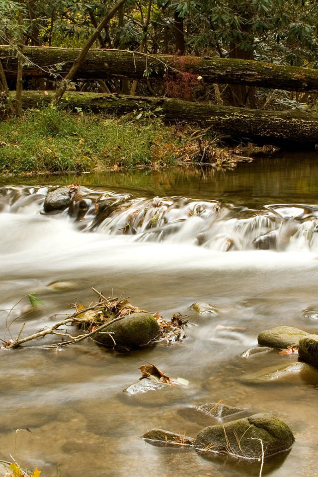 Маленькая речка