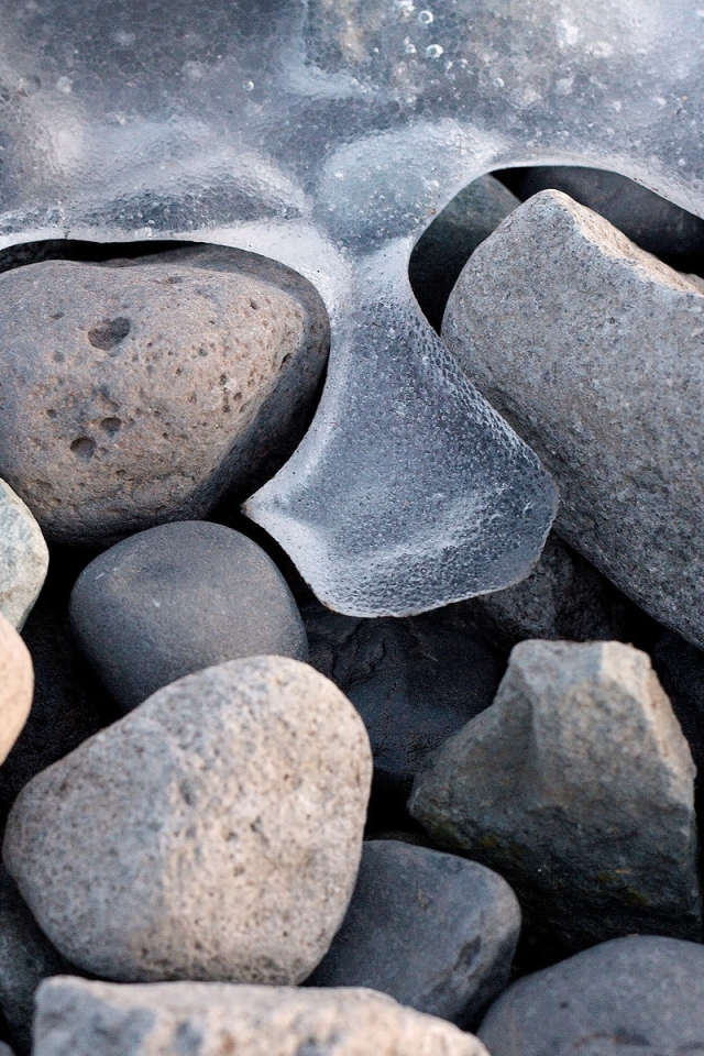 Замерзшая вода